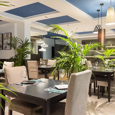 Hotel Colon Rambla 4*