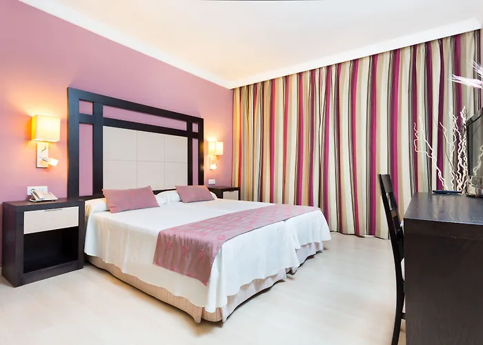 Colon Rambla מלון 4*